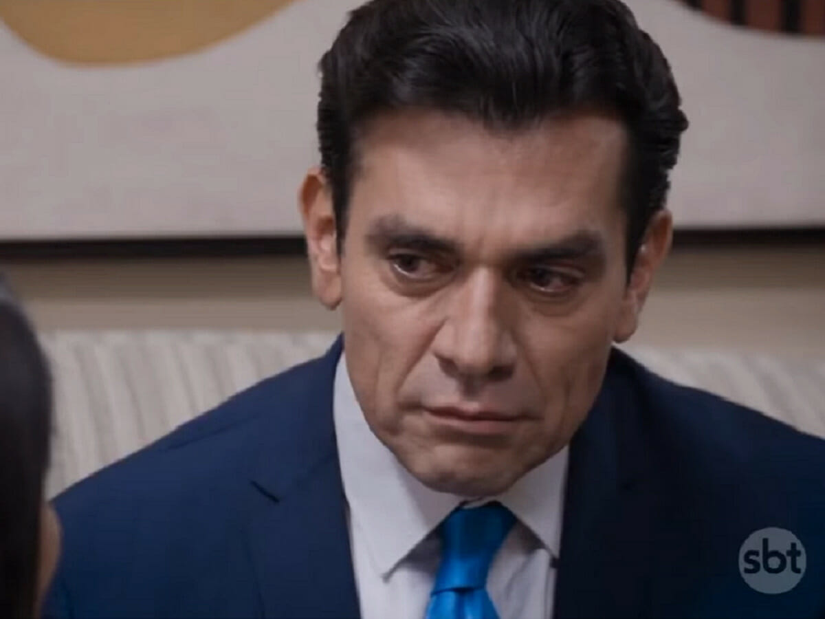 Ernesto (Jorge Salinas) em Te Dou a Vida