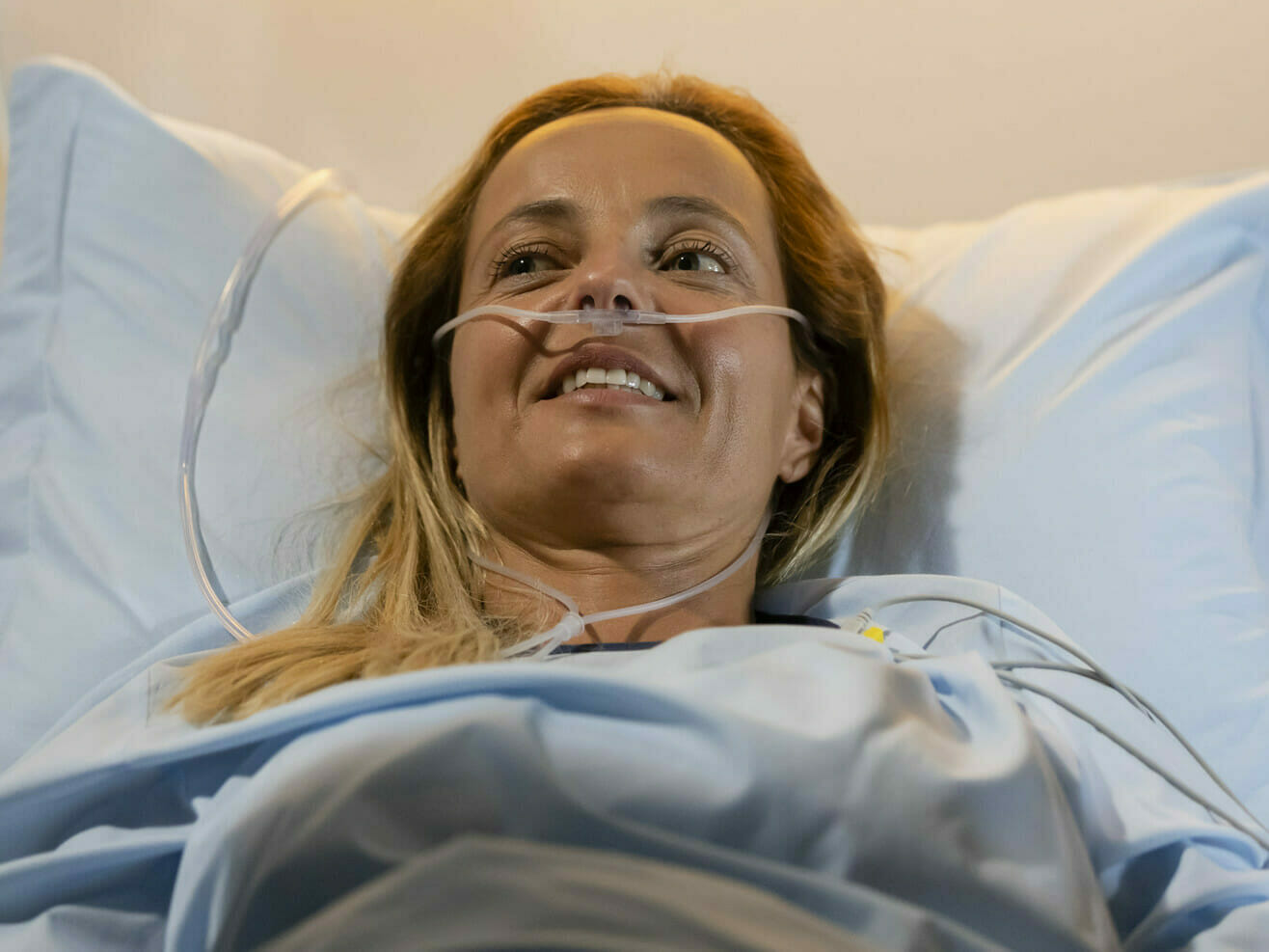 Sofia (Bárbara Norton de Matos) em Nazaré