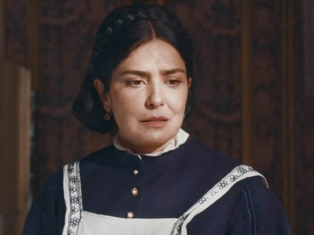 Teresa Cristina (Letícia Sabatella) em Nos Tempos do Imperador