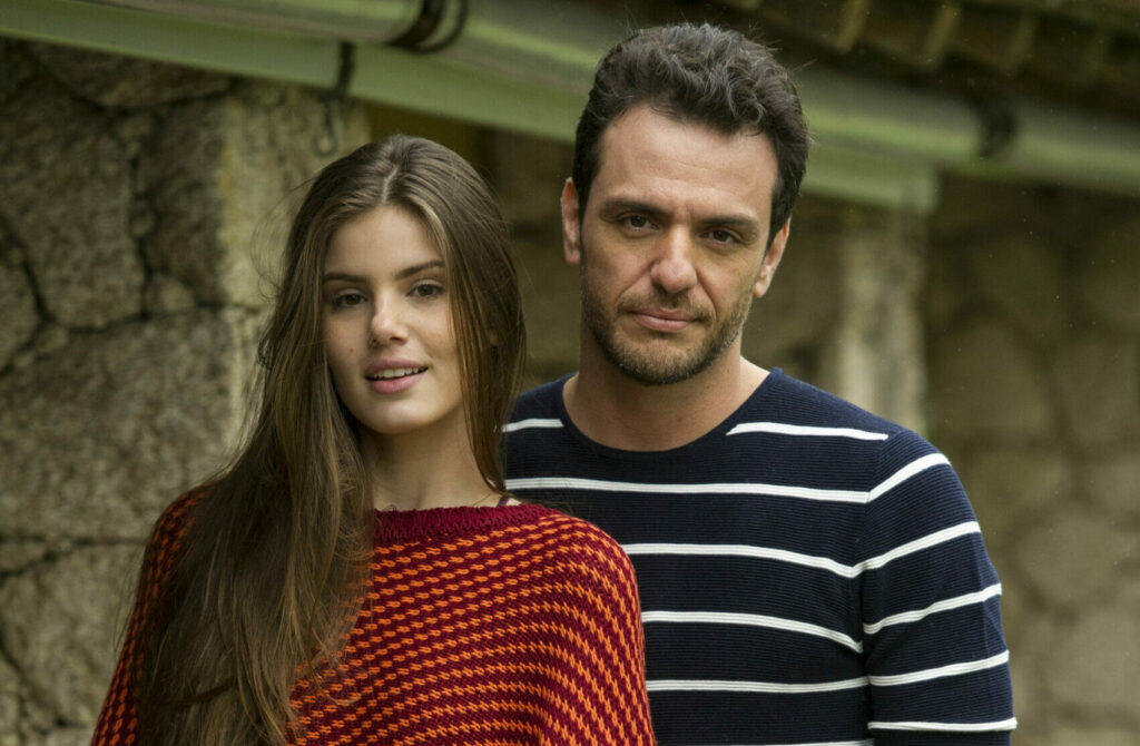 Rodrigo Lombardi e Camila Queiroz (Divulga&ccedil;&atilde;o/Globo)