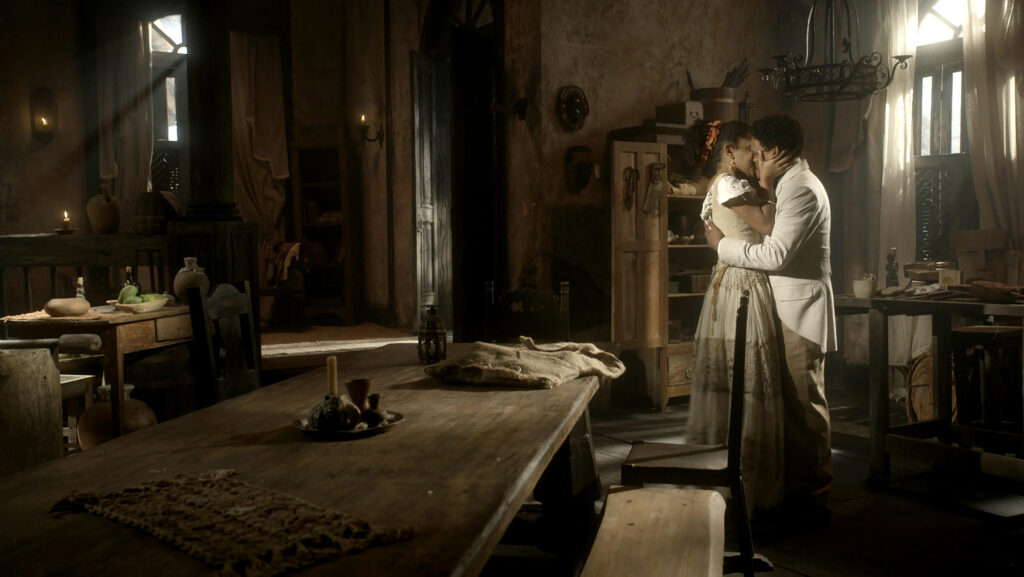 Samuel (Michel Gomes) e Zayla (Heslaine Vieira) agora estão noivos (Divulgação/Globo)