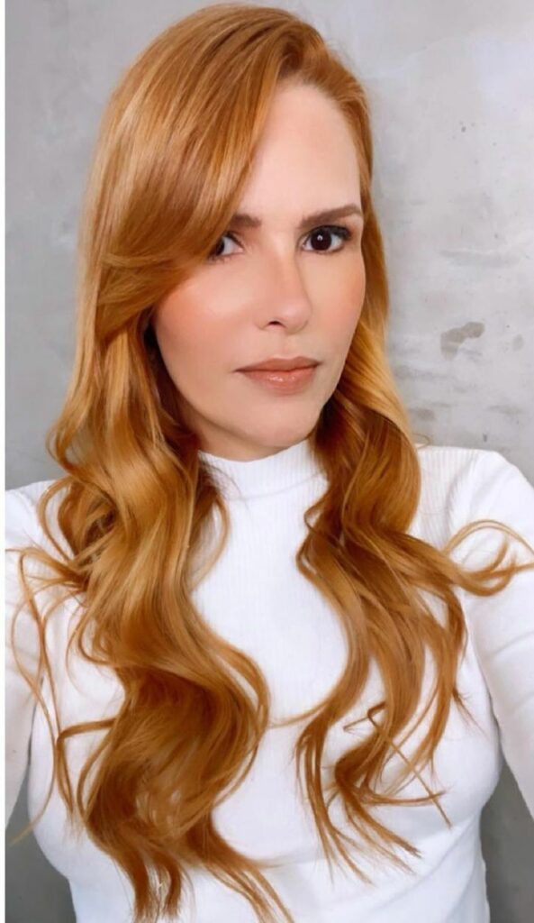 A atriz e apresentadora Carol Sérvulo