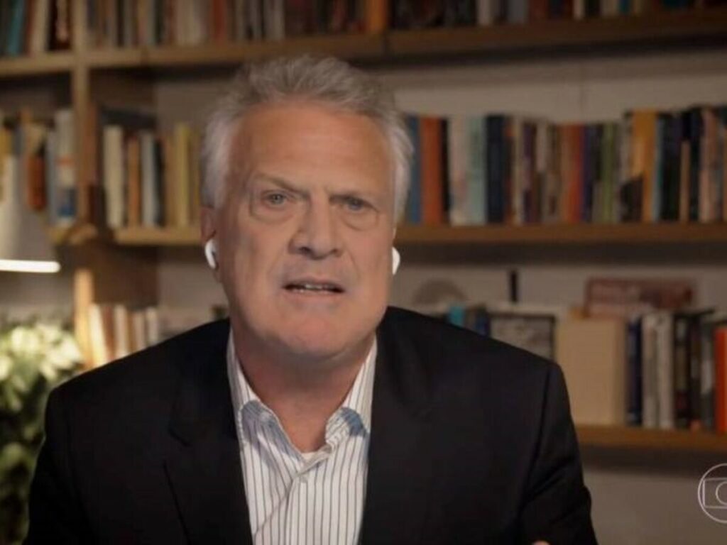 Pedro Bial apresenta Conversa com Bial