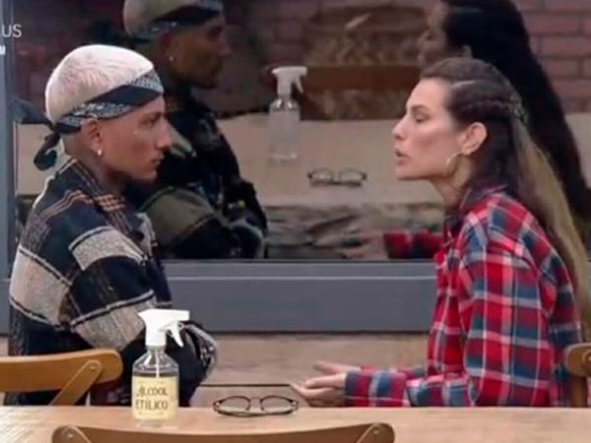 Dynho Alves e Dayane Mello em A Fazenda 13