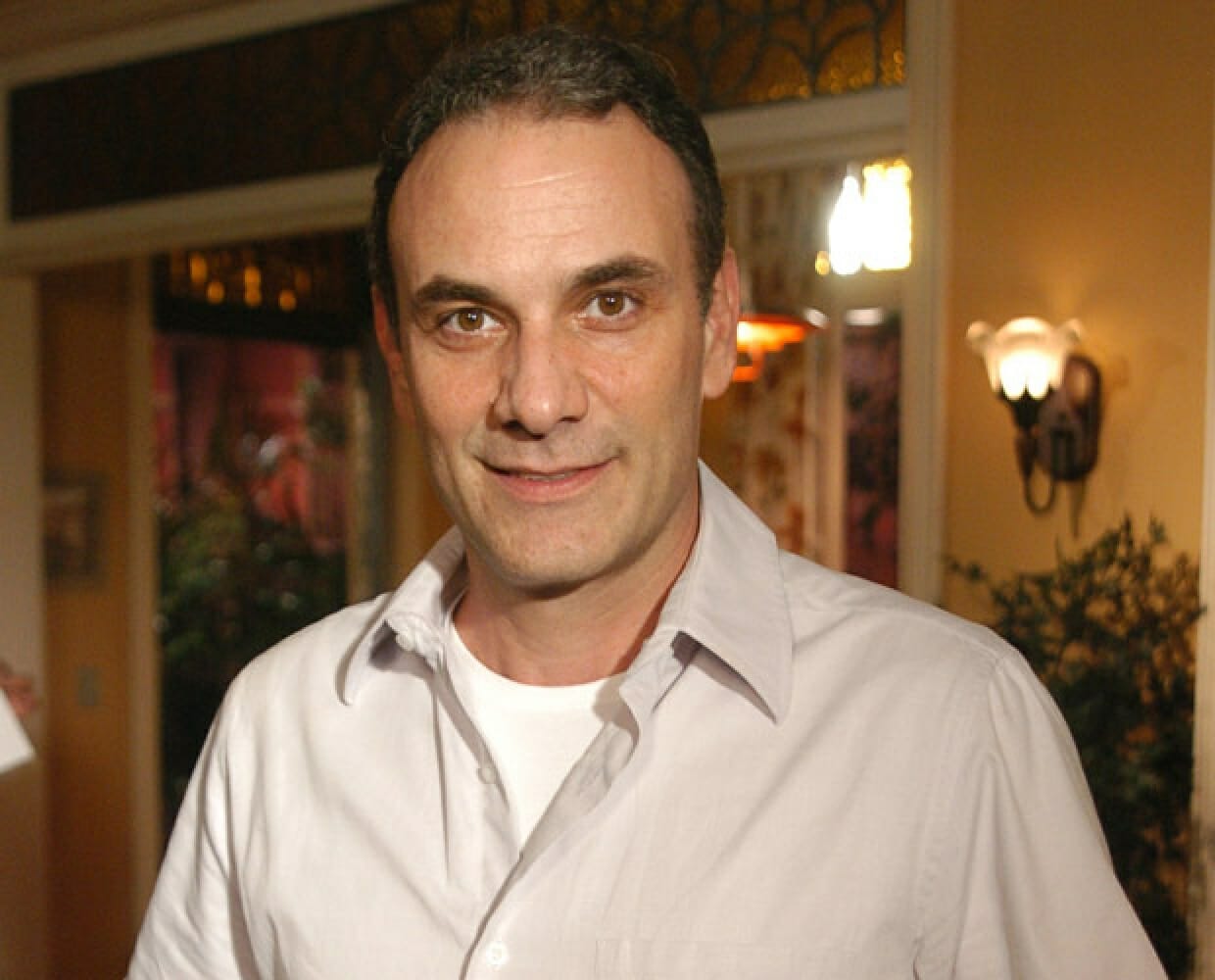 Gino (Marco Ricca) em Ti-Ti-Ti (Divulgação/Globo)