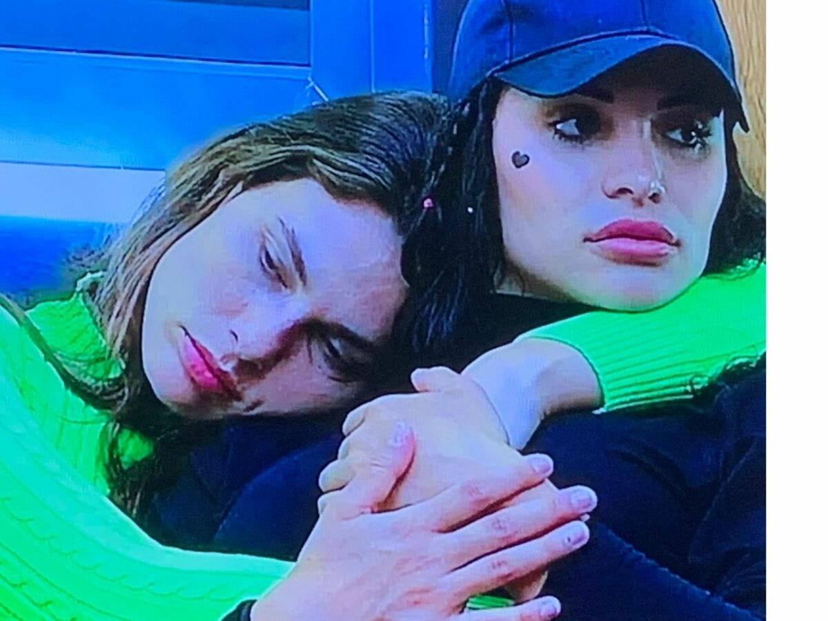 Dayane Mello e Aline Mineiro