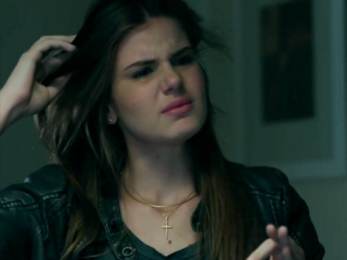 Angel (Camila Queiroz) em Verdades Secretas