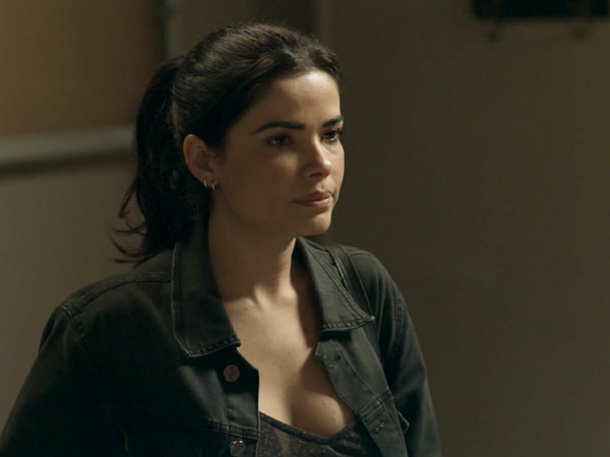 Antônia (Vanessa Giácomo) em Pega Pega