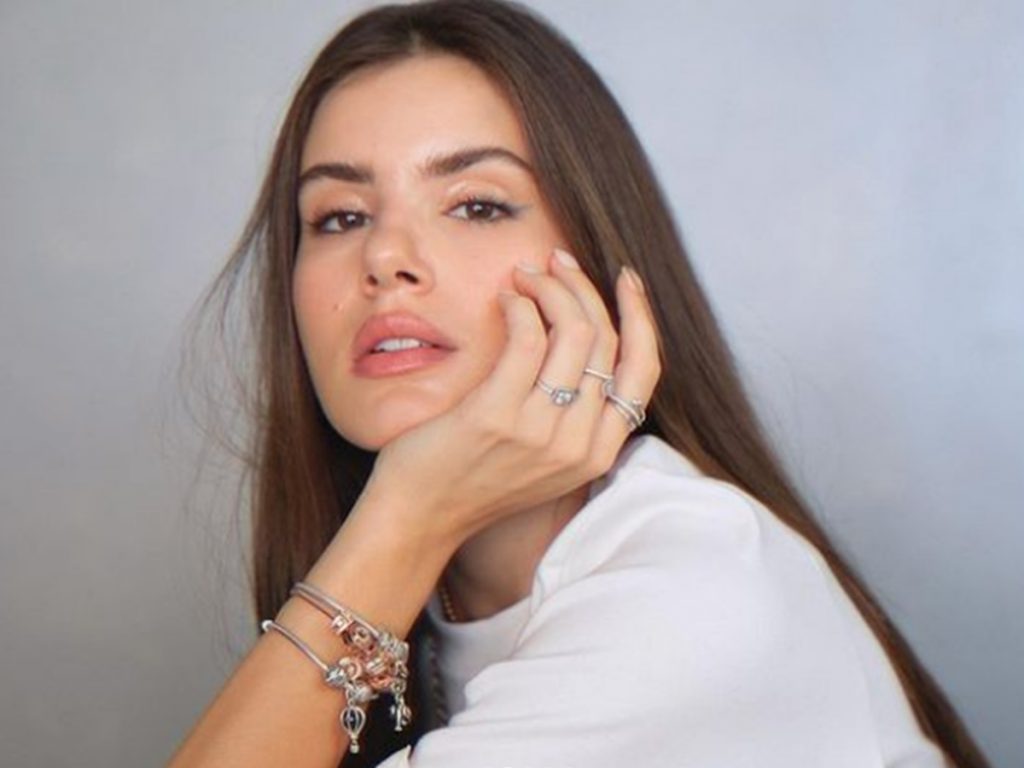 Camila Queiroz como Angel em Verdades Secretas (Reprodução: Instagram)