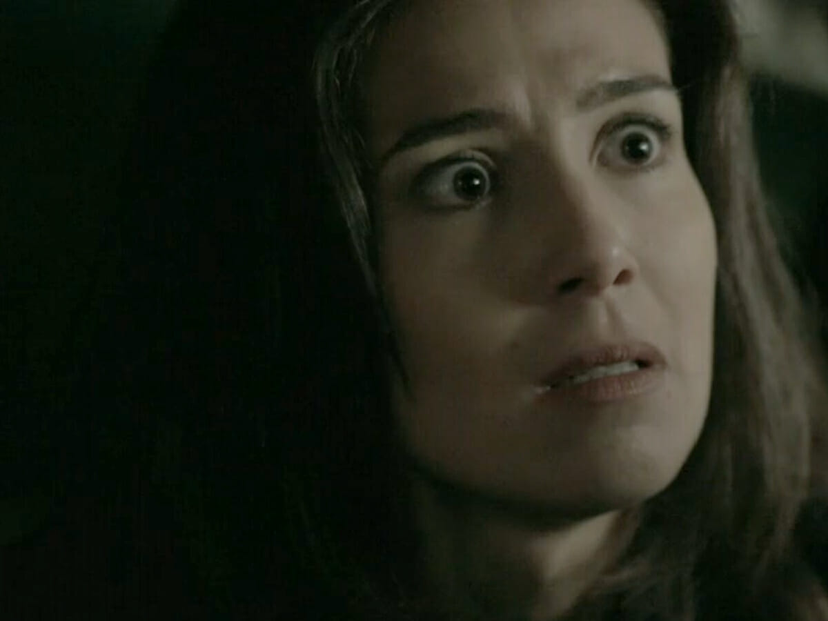 Cora (Marjorie Estiano) em Império