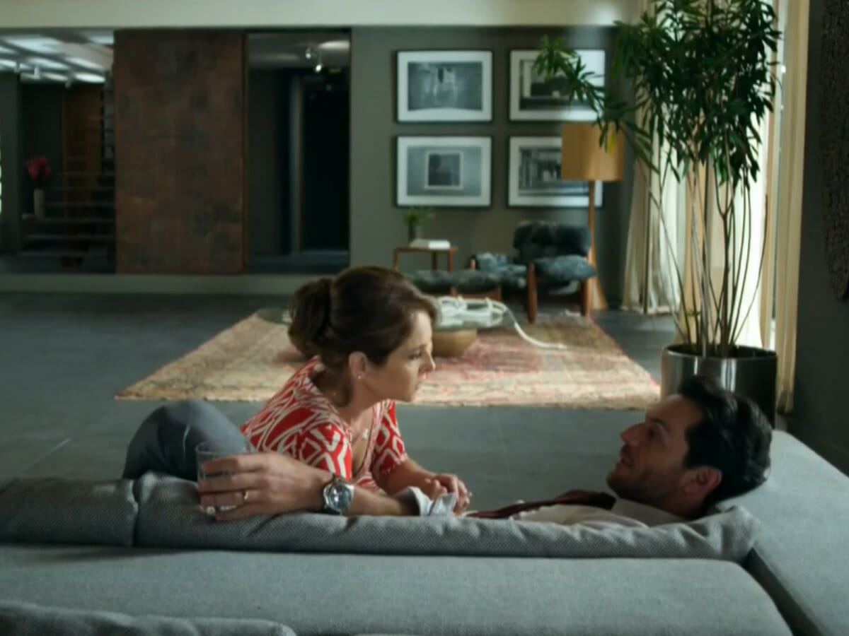 Carolina (Drica Moraes) e Alex (Rodrigo Lombardi) em Verdades Secretas (Reprodução/Globo)