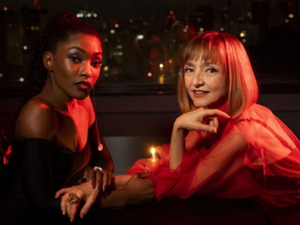 Laila (Erika Januza) e Blanche (Maria de Medeiros) em Verdades Secretas 2 (Mauricio Fidalgo/Globo)