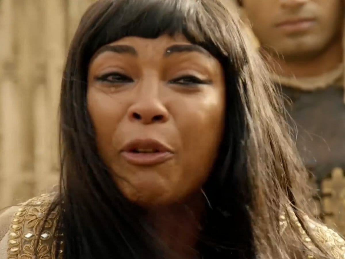 Neferíades (Dandara Albuquerque) em Gênesis (Reprodução/Record TV)