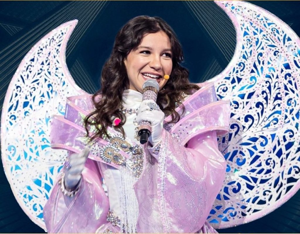 Priscilla Alcântara é a artista por trás da máscara de Unicórnio no The Masked Singer (Reprodução: Globo/Instagram)