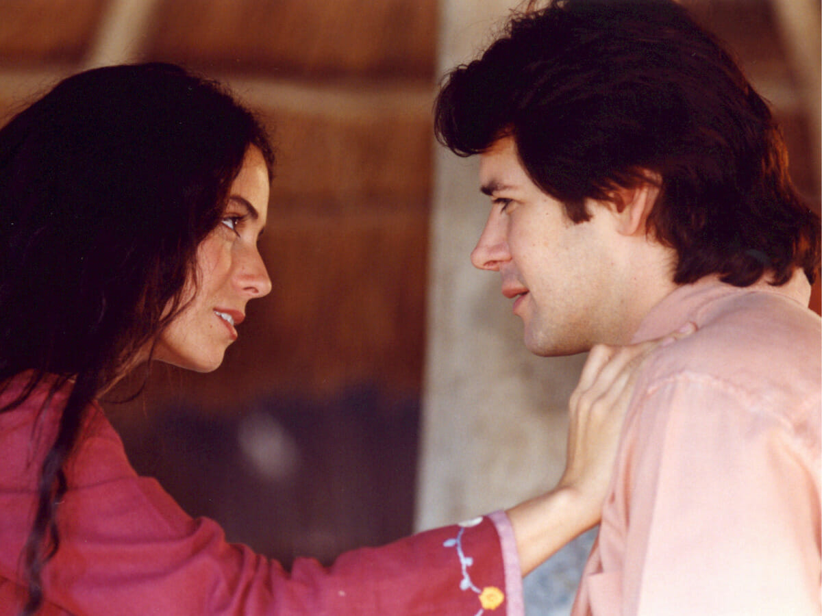 Jade (Giovanna Antonelli) e Lucas (Murilo Benício) em O Clone (Divulgação Globo)