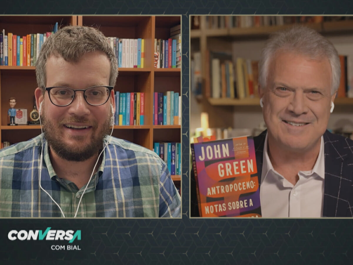 John Green e Pedro Bial no Conversa com Bial