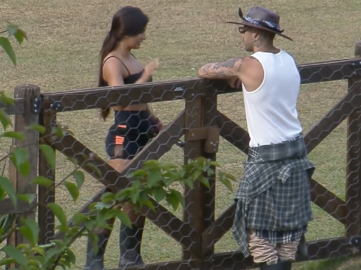 Marina Ferrari e Gui Araújo em A Fazenda 13_0110
