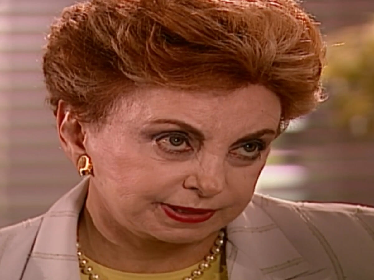 Miss Brown (Beatriz Segall) em O Clone
