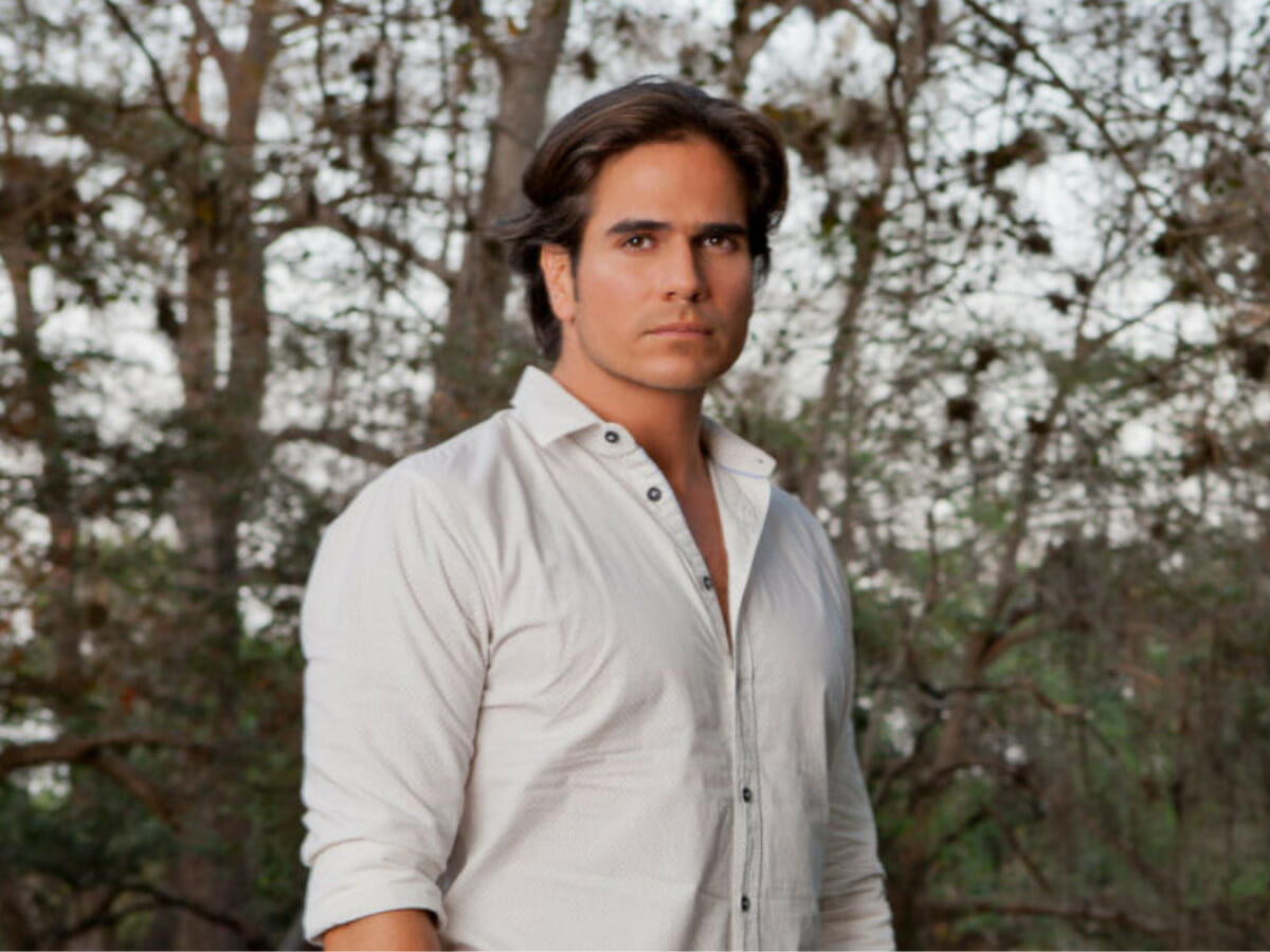 Otávio (Daniel Arenas) em Coração Indomável (Reprodução)