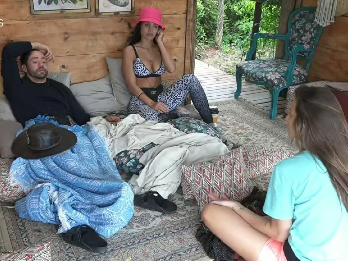 Rico Melquiades, Aline Mineiro e Dayane Mello em A Fazenda 13_1210