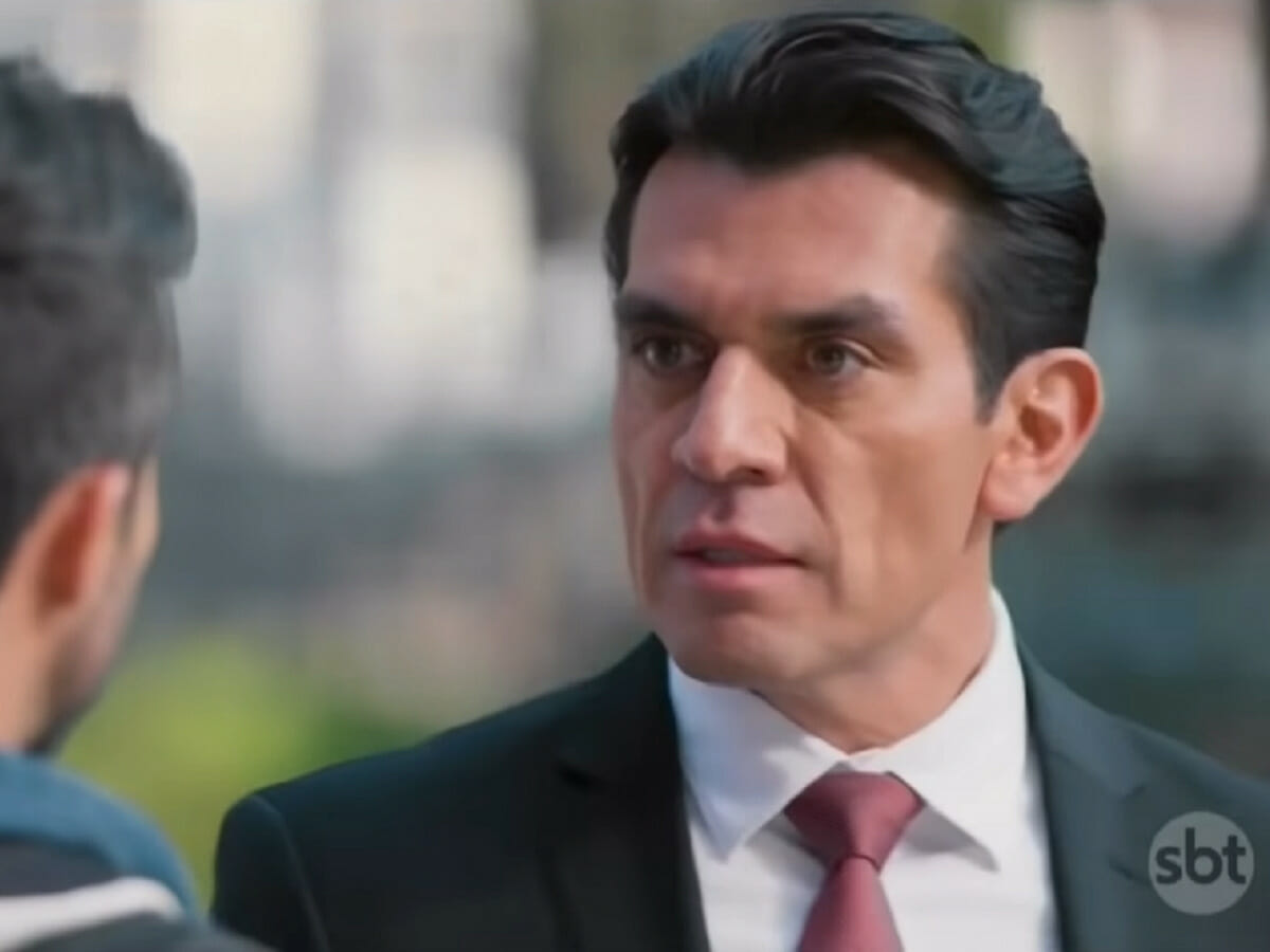 Ernesto (Jorge Salinas) em Te Dou a Vida
