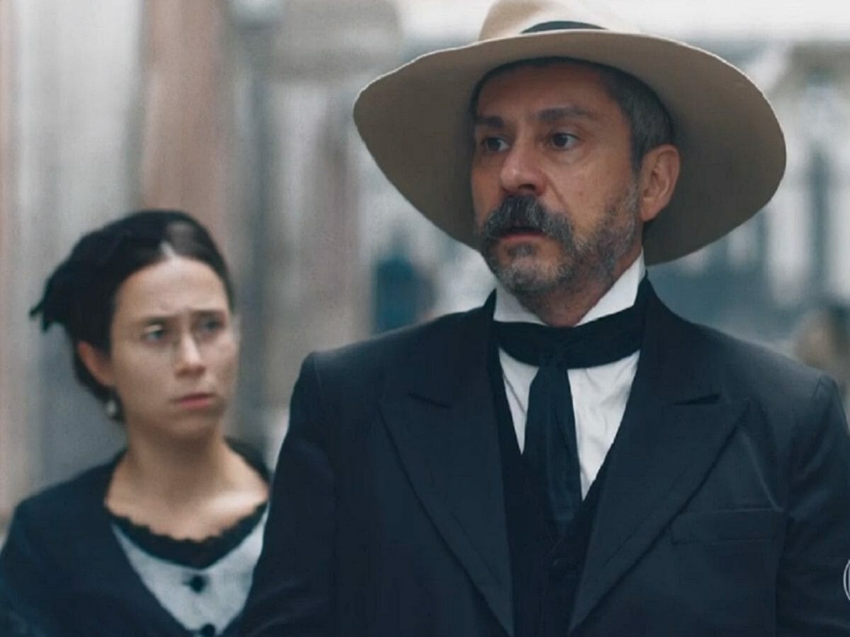 Tonico (Alexandre Nero) e Dolores (Daphne Bozaski) de Nos Tempos do Imperador