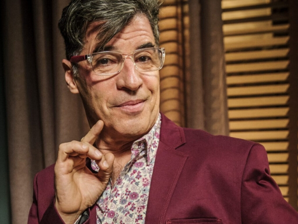 Téo Pereira (Paulo Betti) em Império (Divulgação)