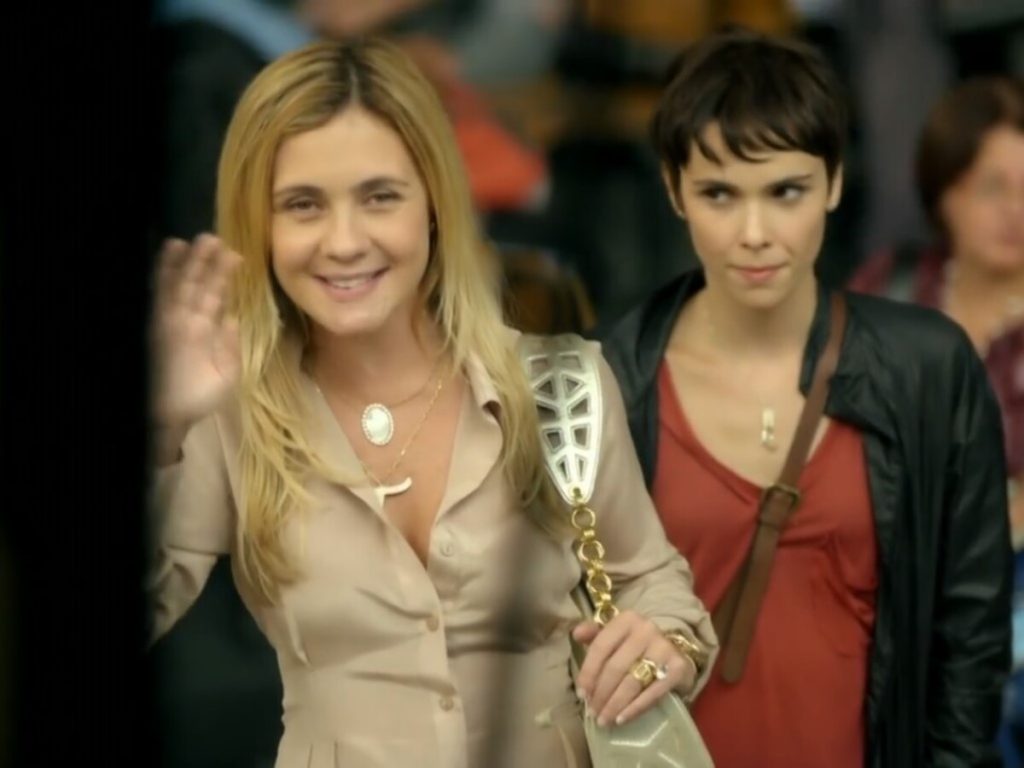 Adriana Esteves e Débora Falabella em Avenida Brasil