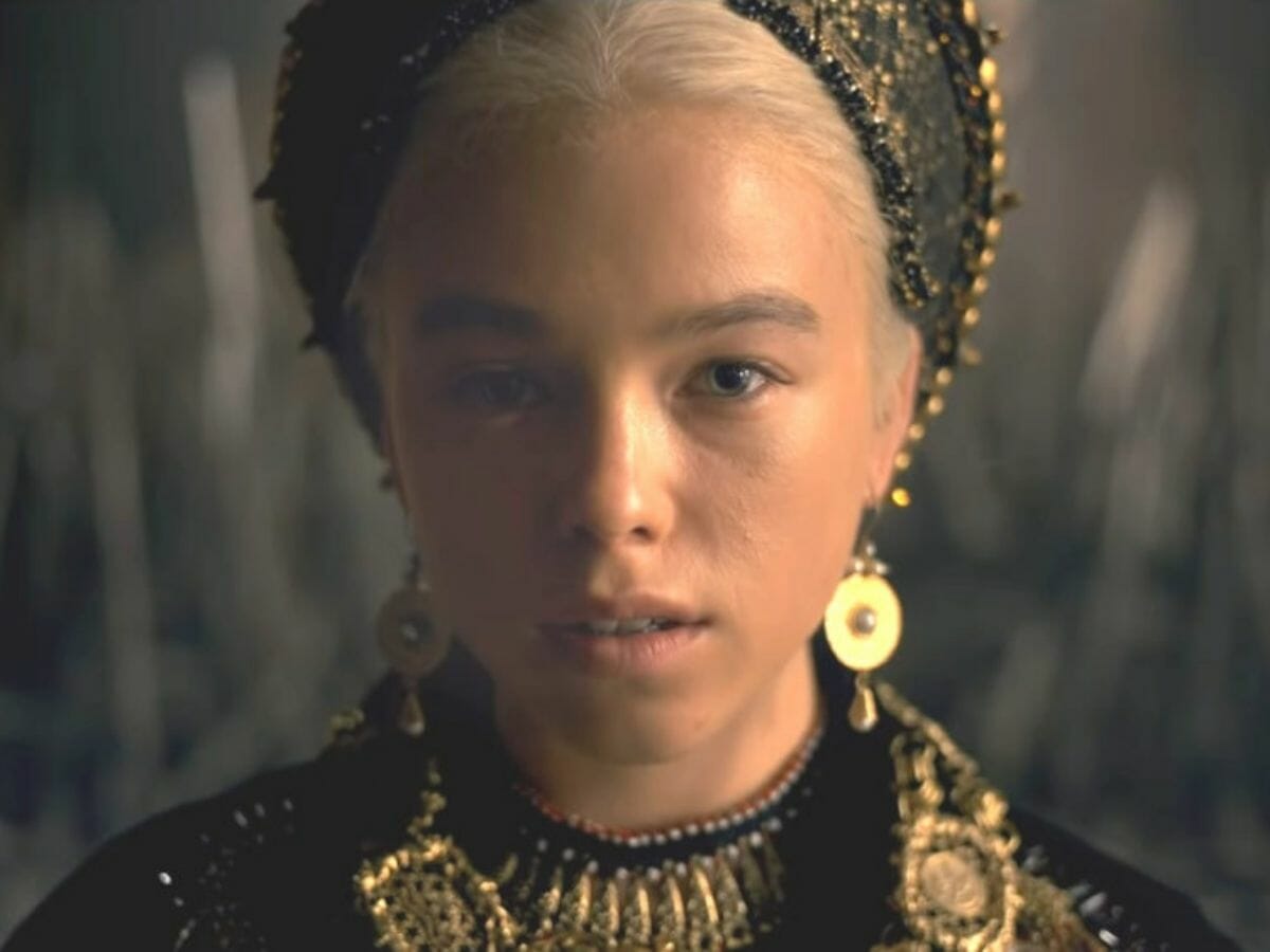 A atriz Emma D'Arcy no primeiro teaser de House of the Dragon