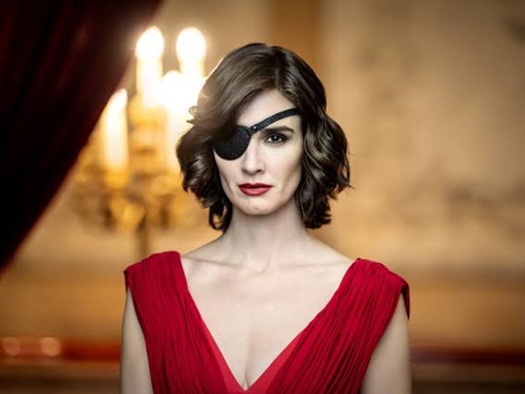 Paz Vega como Catalina Creel em Cuna de Lobos (Reprodução/Televisa S.A.)