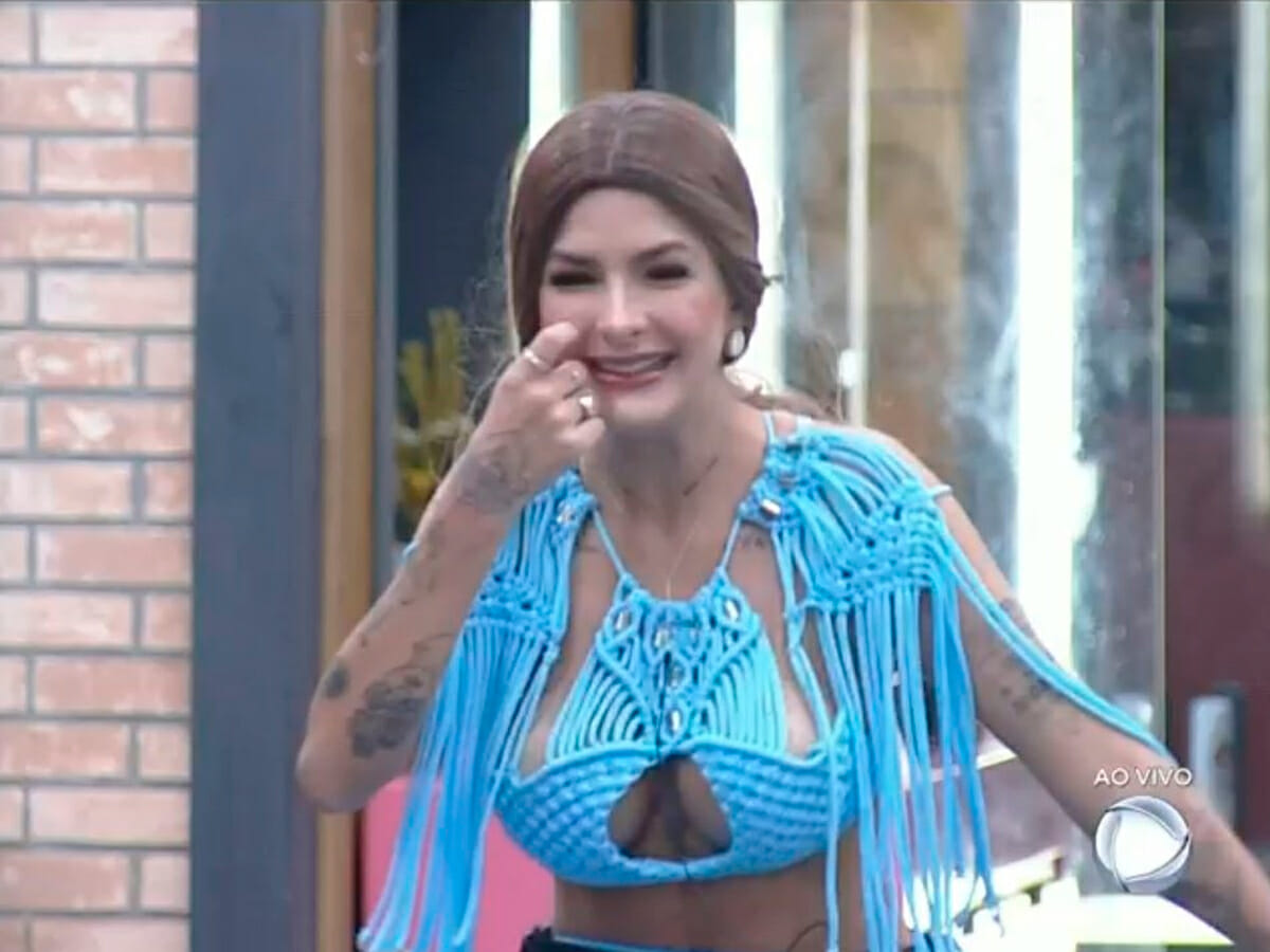 Lary Bottino em A Fazenda 13