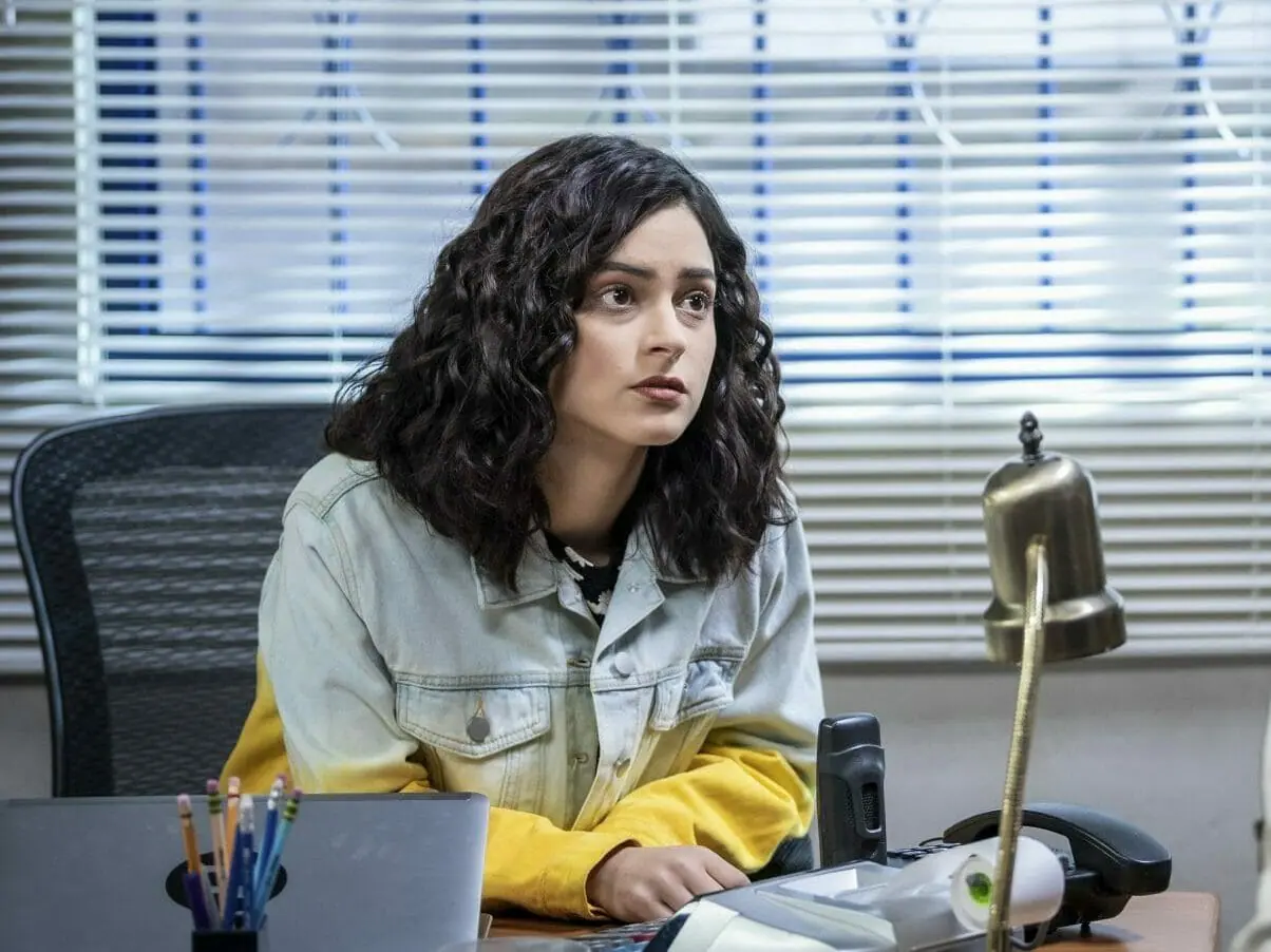 Rosa (Dayren Chávez) e Gina (Danny Perea) em Te Dou a Vida (Divulgação/SBT)