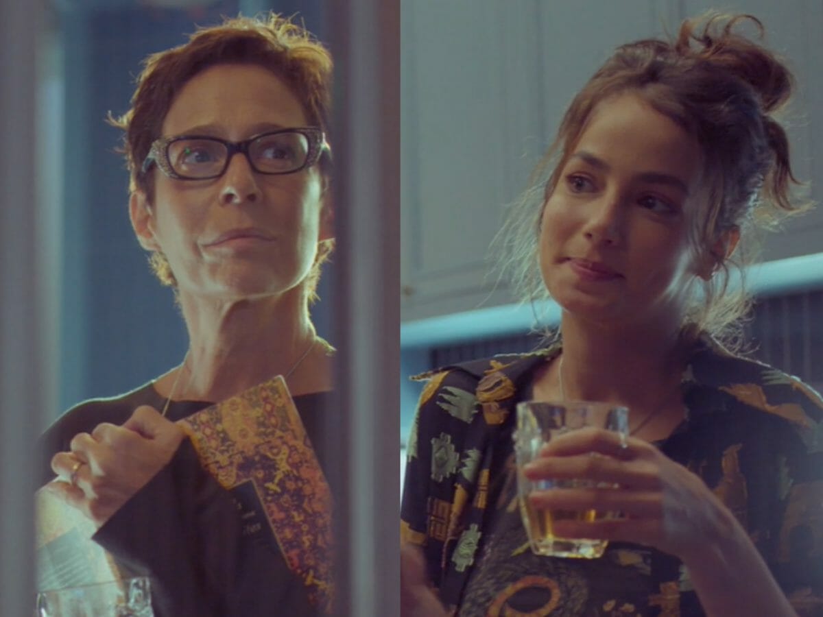 Rebeca (Andrea Beltrão) e Cecília (Fernanda Marques) em Um Lugar ao Sol (Reprodução/Globo)