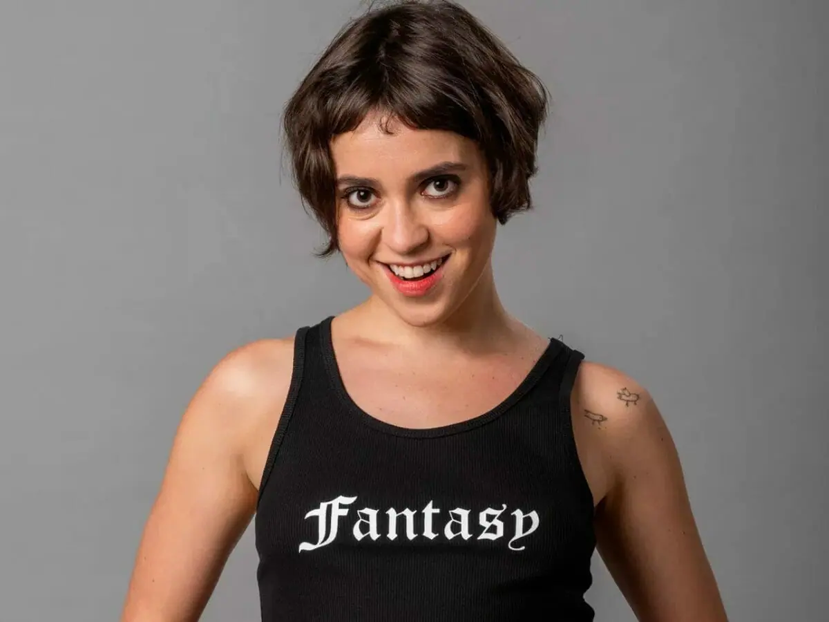 Valentina Bandeira vive Cora em Quanto Mais Vida, Melhor! (Ghsow)