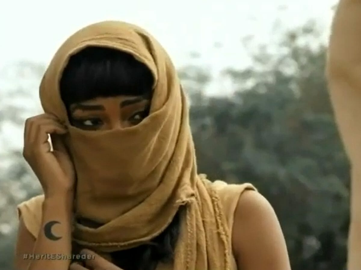 Neferíades (Dandara Albuquerque) em Gênesis (Reprodução/Record TV)