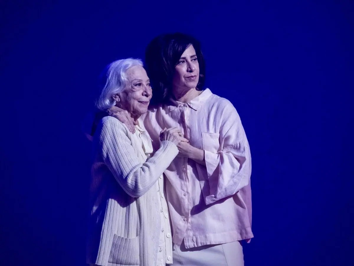 Fernanda Montenegro e Fernanda Torres gravam a mensagem da Globo (João Cotta - Globo)