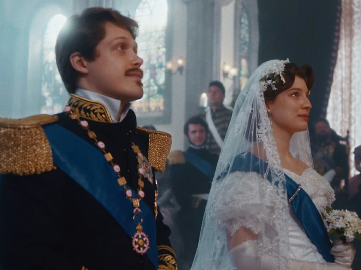 Gastão (Daniel Torres) e Isabel (Giulia Gayoso) em Nos Tempos do Imperador