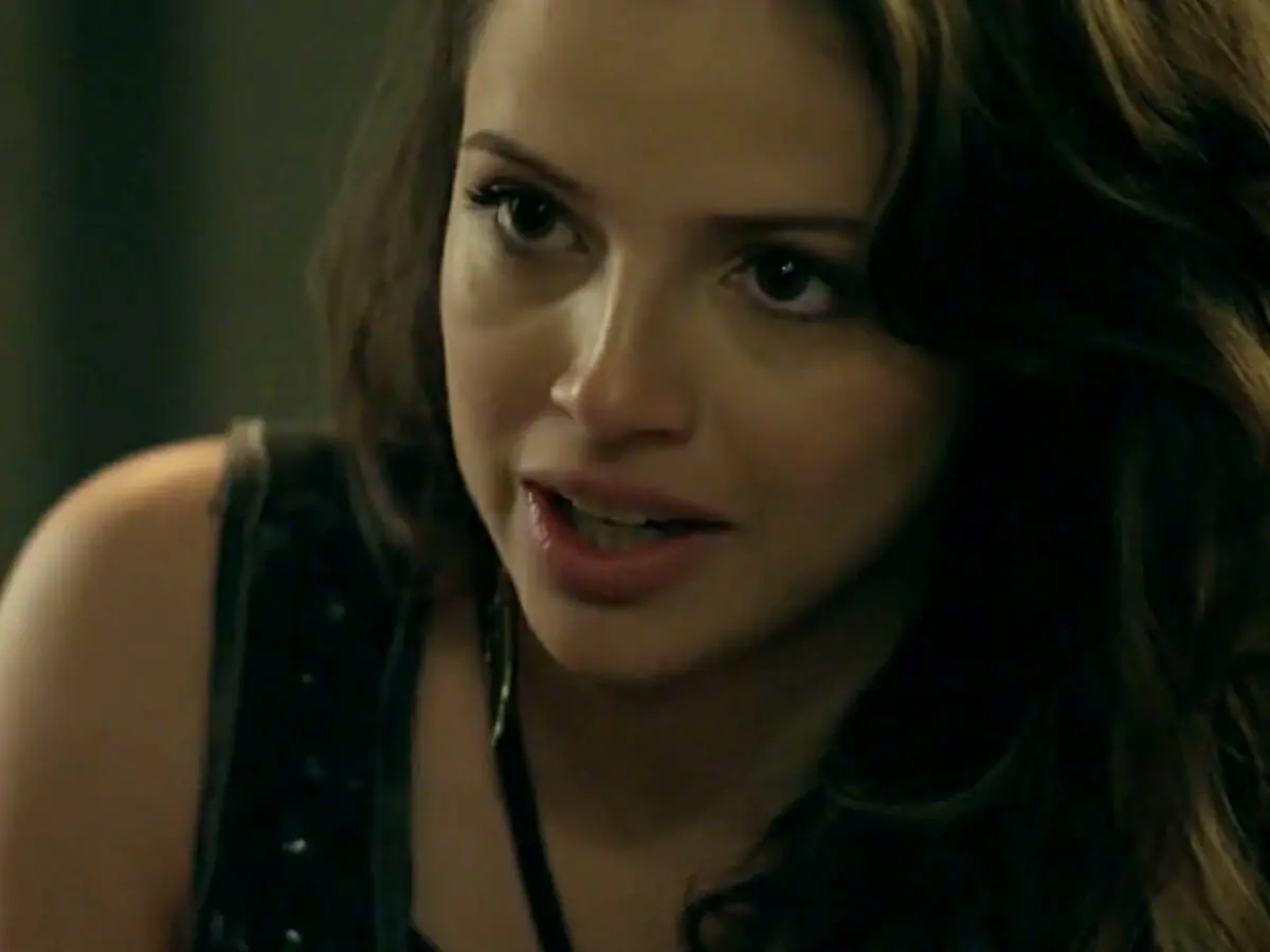 Giovanna (Agatha Moreira) em Verdades Secretas