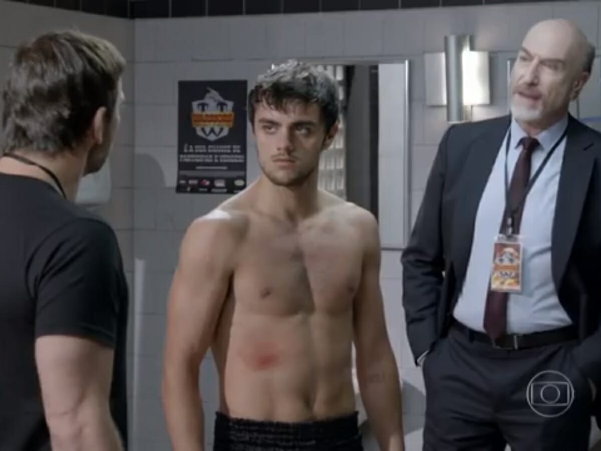 Lobão (Marcelo Faria), Cobra (Felipe Simas) e Heideguer (Odilon Wagner) de Malhação Sonhos