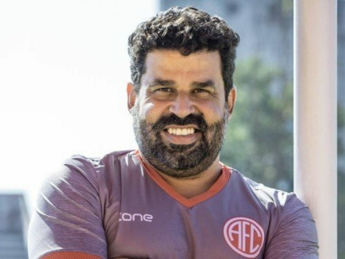 Marcelo Flores é Trombada em Quanto Mais Vida, Melhor! (Reprodução)