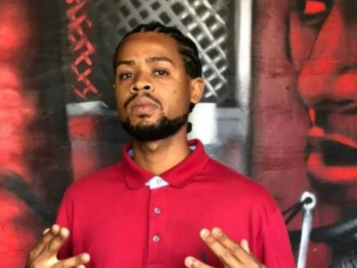 Rapper Angola é faxineiro da Globo (Divulgação)
