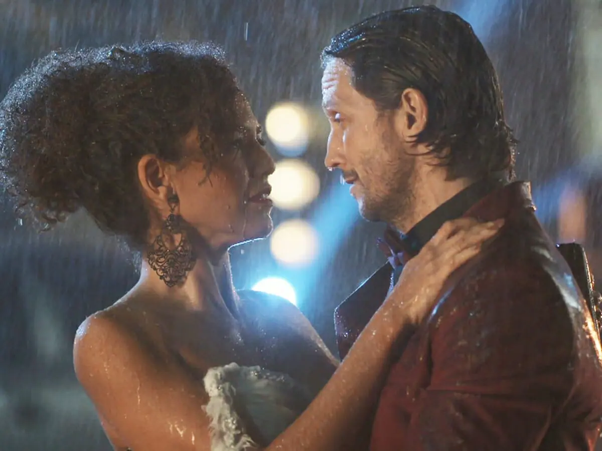 Rose (Bárbara Colen) e Neném (Vladimir Brichta) em Quanto Mais Vida, Melhor!