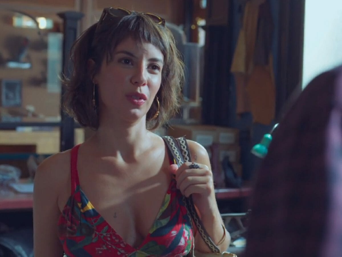 Lara (Andréia Horta) em Um Lugar ao Sol