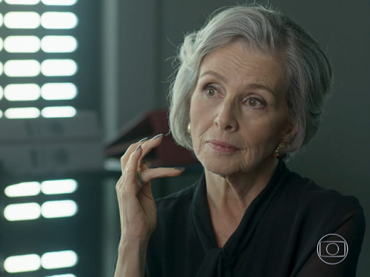 Sabine (Irene Ravache) em Pega Pega