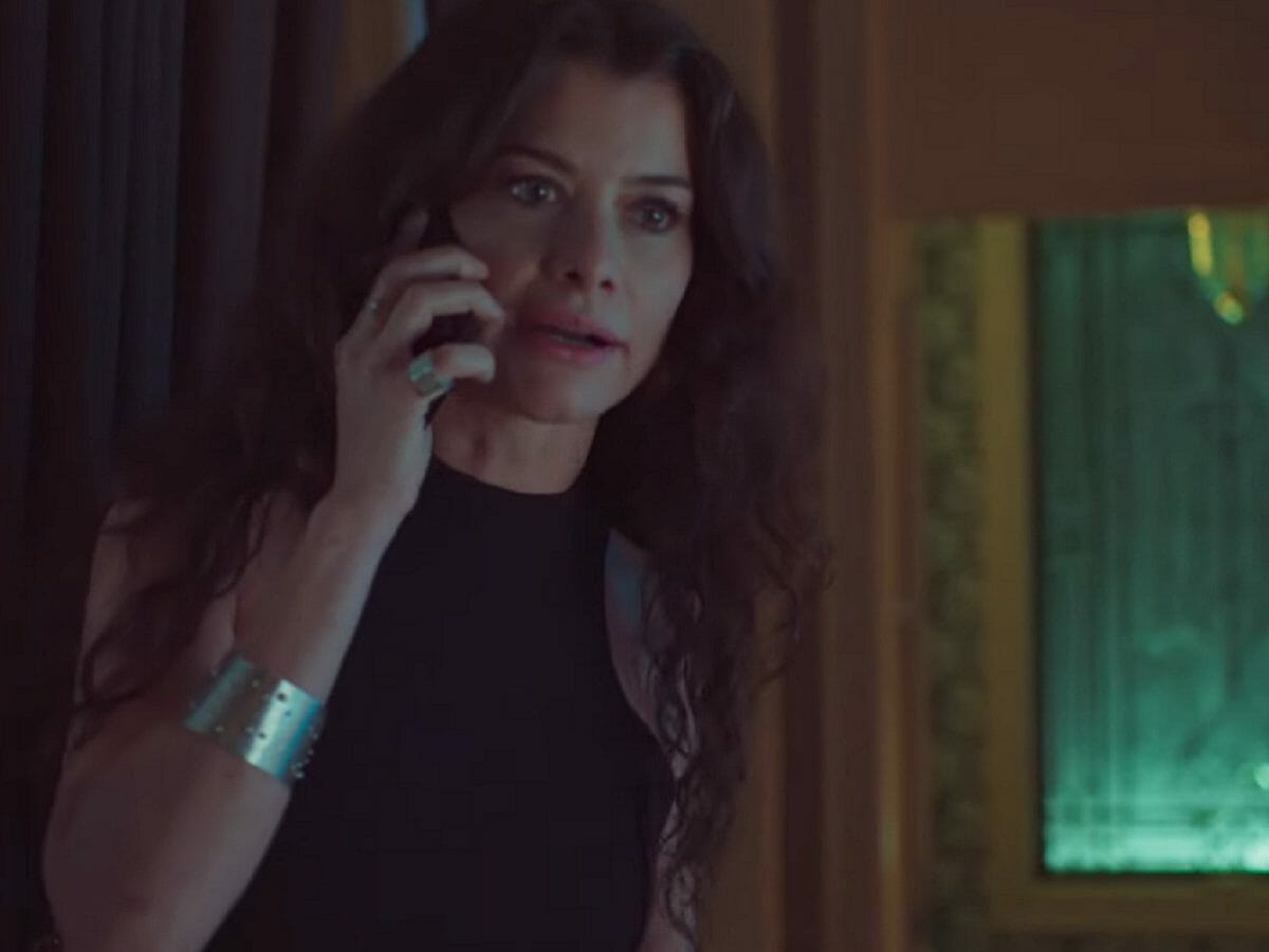 Bárbara (Alinne Moraes) em Um Lugar ao Sol