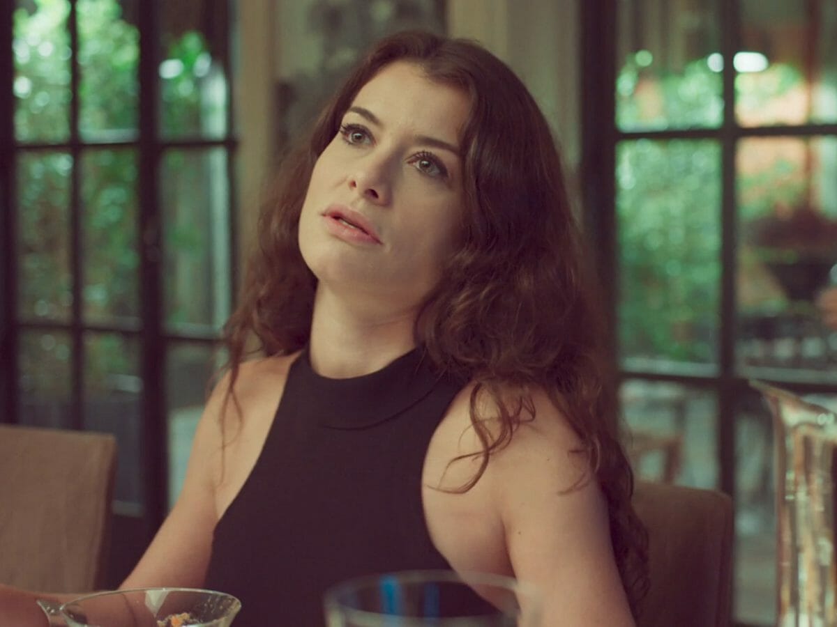 Bárbara (Alinne Moraes) em Um Lugar ao Sol