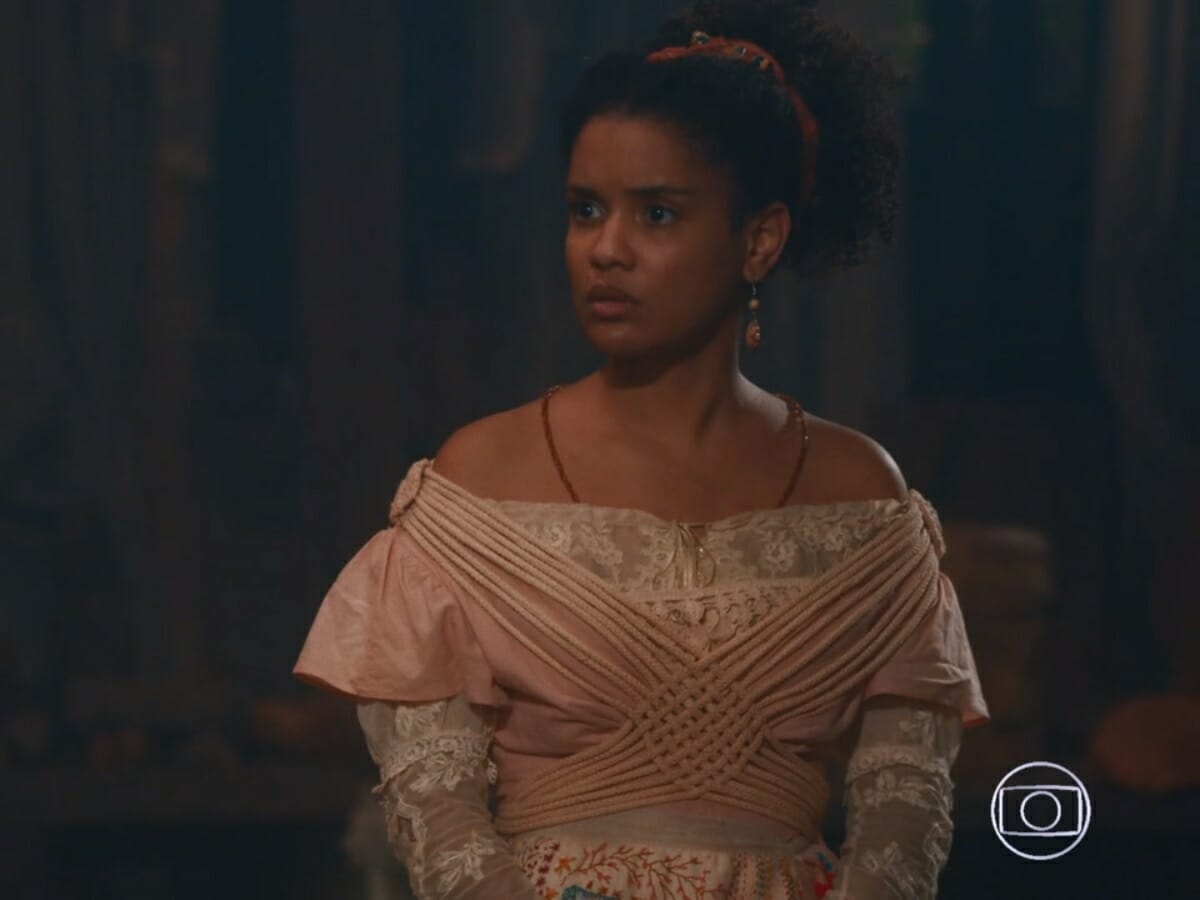Zayla (Heslaine Vieira) de Nos Tempos do Imperador