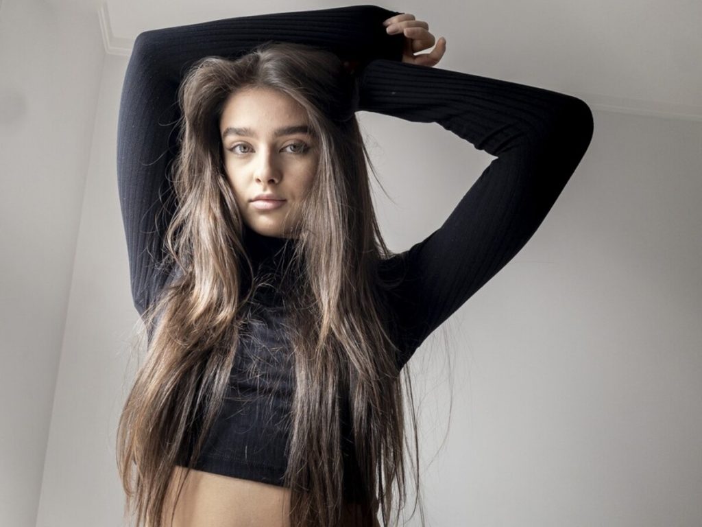 Julia Byrro é Lara em Verdades Secretas 2