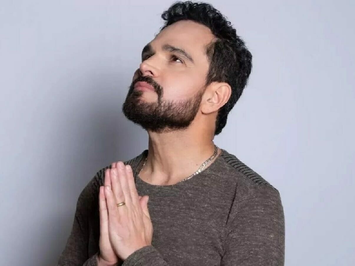 O cantor Luciano Camargo (Divulgação)