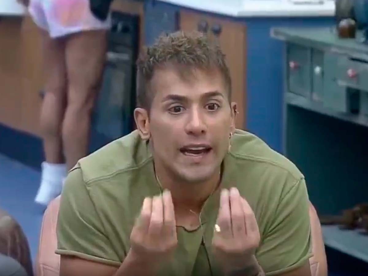 Tiago Piquilo se irrita com Gui Araujo em A Fazenda 13